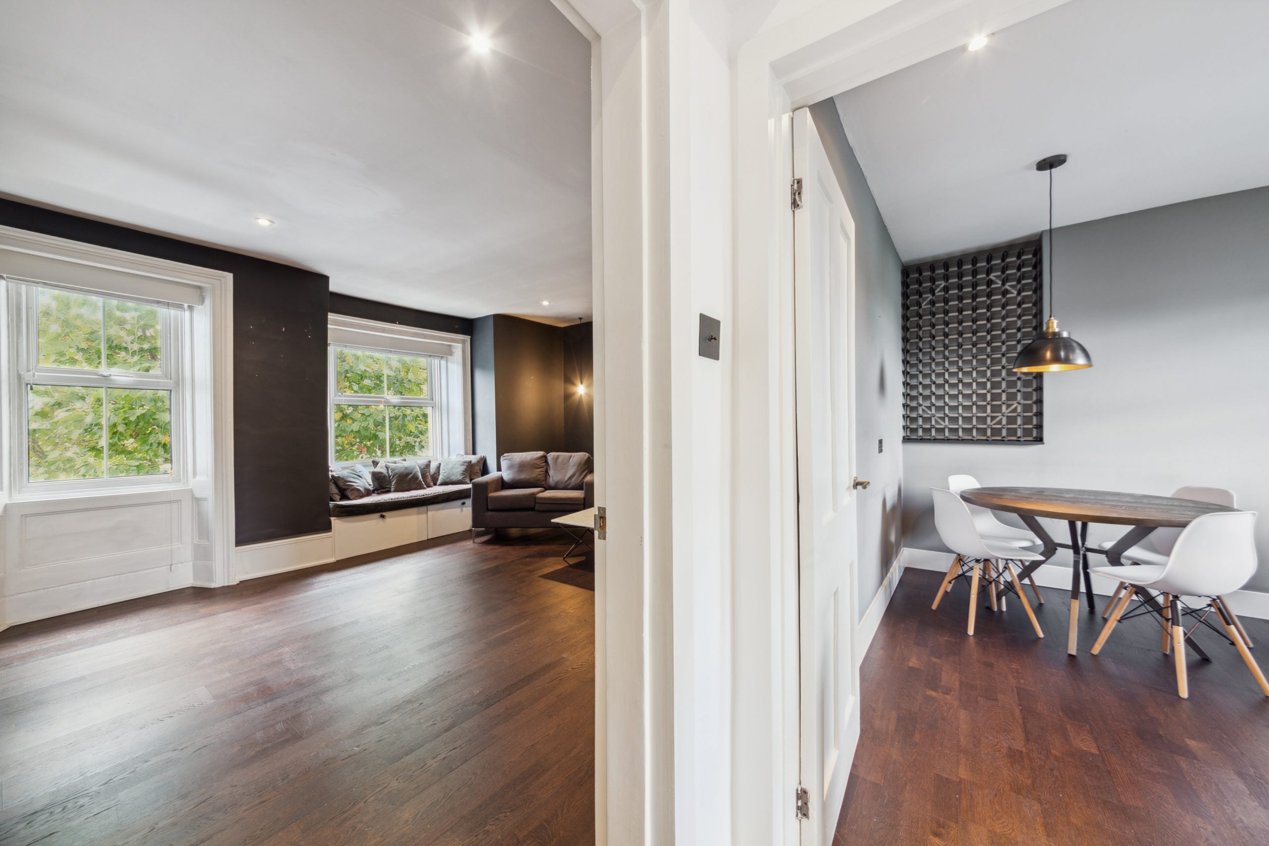 Flat Saint John's Hill in Greater London