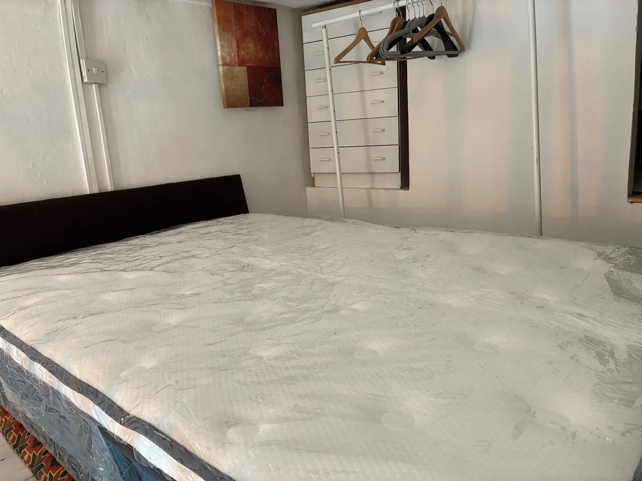 Flat Hogarth Road in Greater London