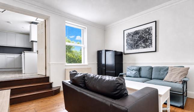 House Elm Grove in Brighton