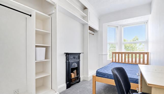 House Elm Grove in Brighton