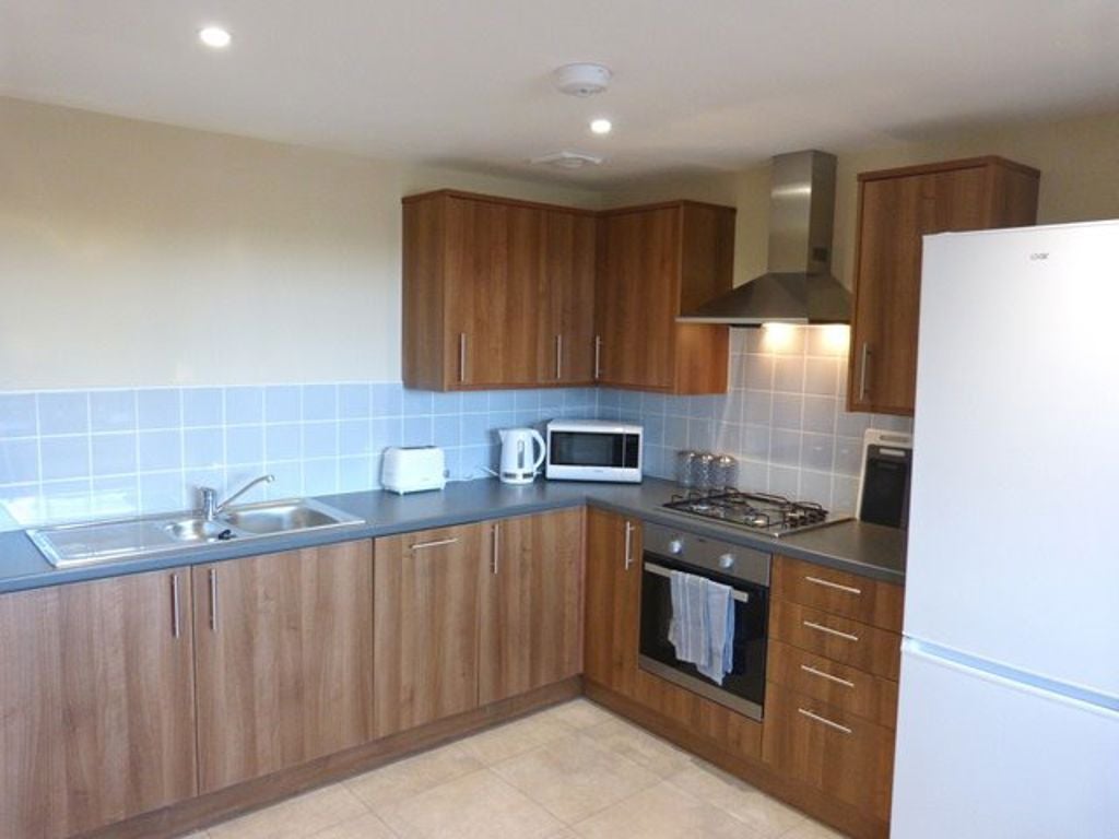 Flat Victoria Road in Barrow-in-Furness