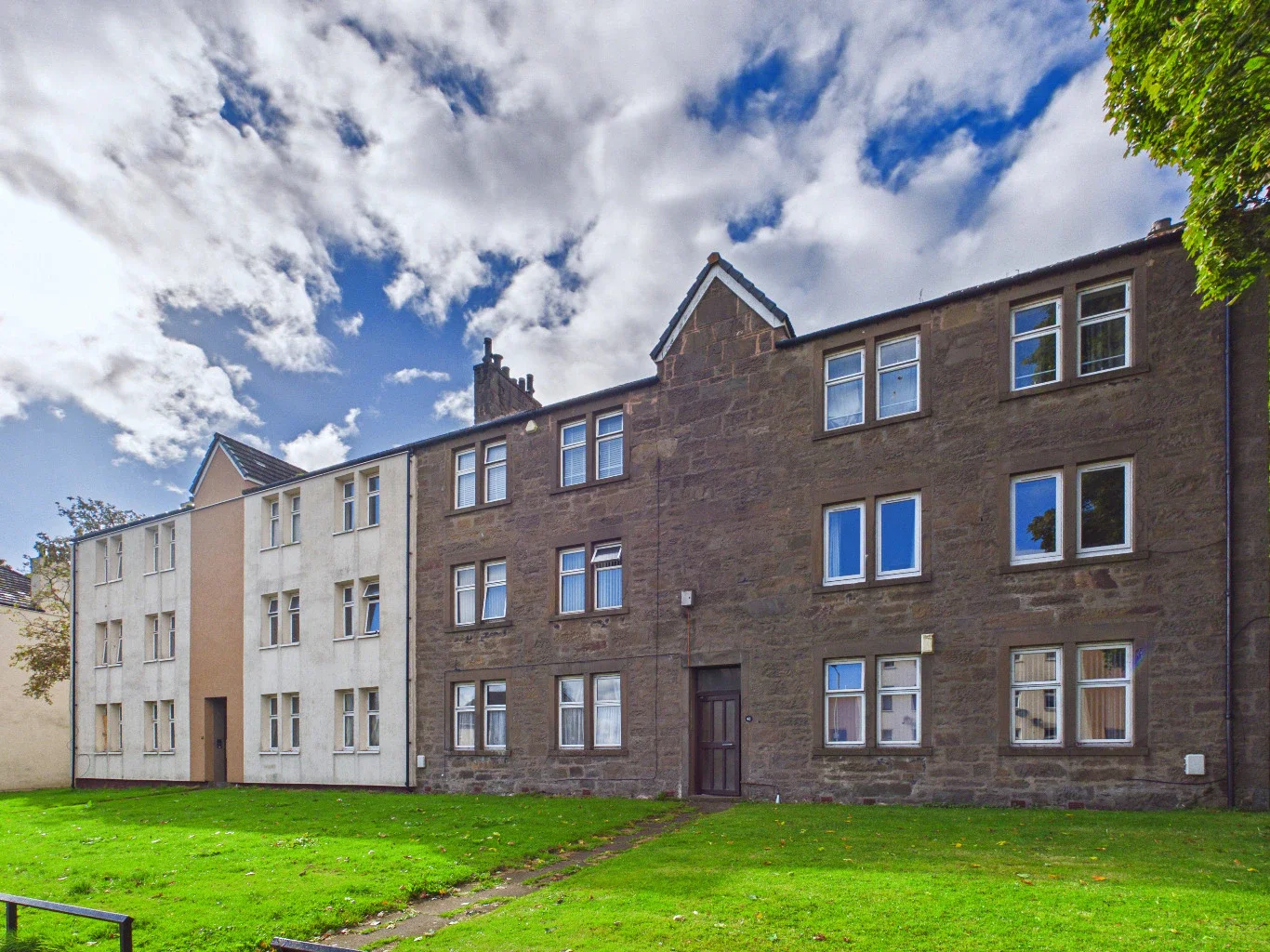 Flat Byron Street in Dundee