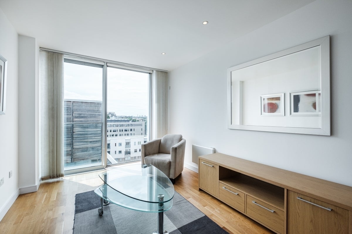 Flat Bermondsey Wall West in Greater London