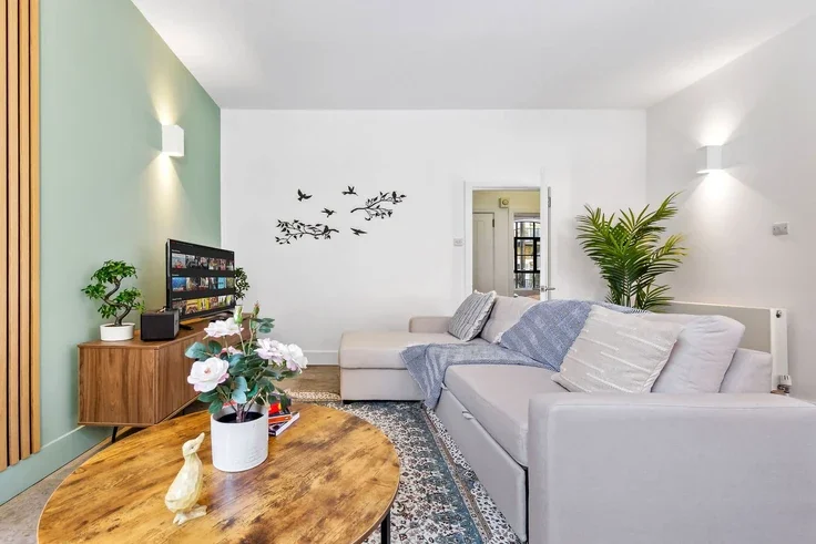 Flat Great Sutton Street in Greater London