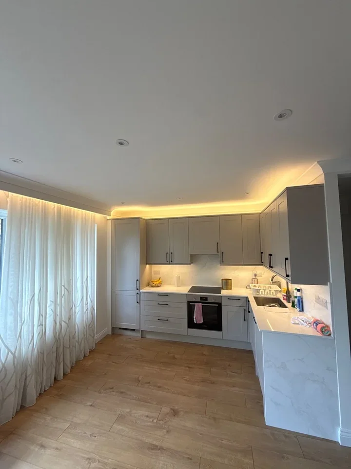 Flat Alexandra Court in Greater London