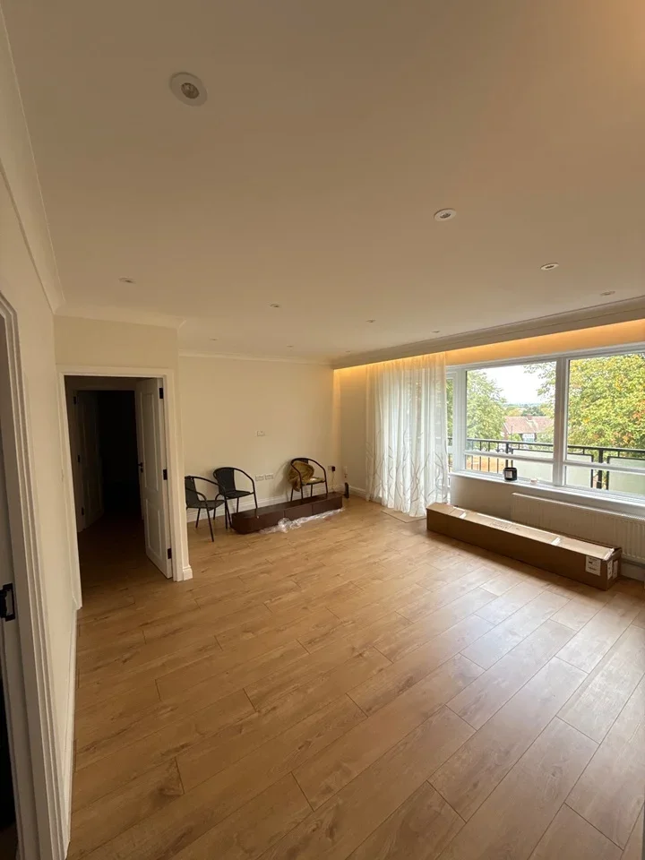 Flat Alexandra Court in Greater London