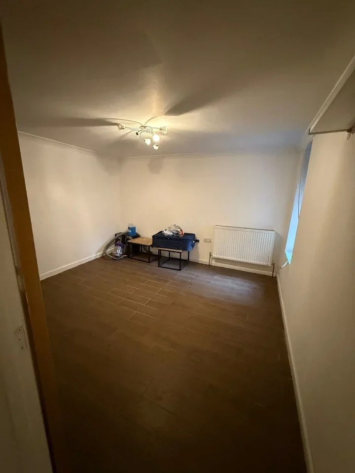 Flat Studley Road in Greater London
