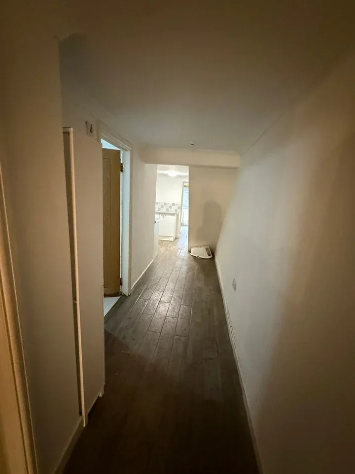 Flat Studley Road in Greater London