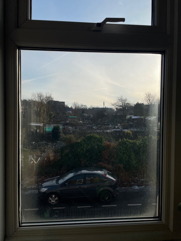 Room Ancrum Street in Newcastle upon Tyne