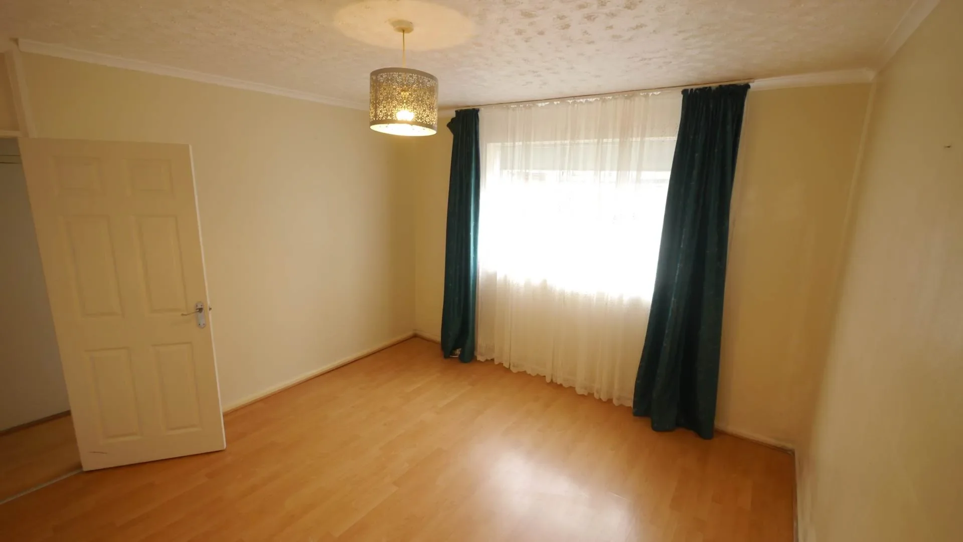 Flat Dellsome Lane in Welwyn Hatfield