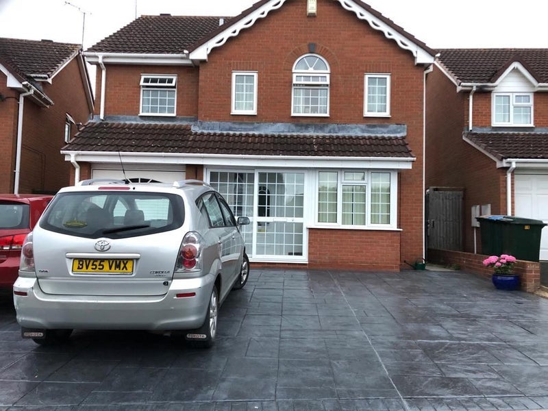Room Lyttleton Close in Coventry