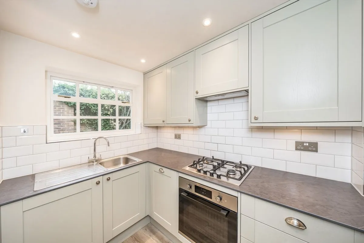 House White Heron Mews in Greater London