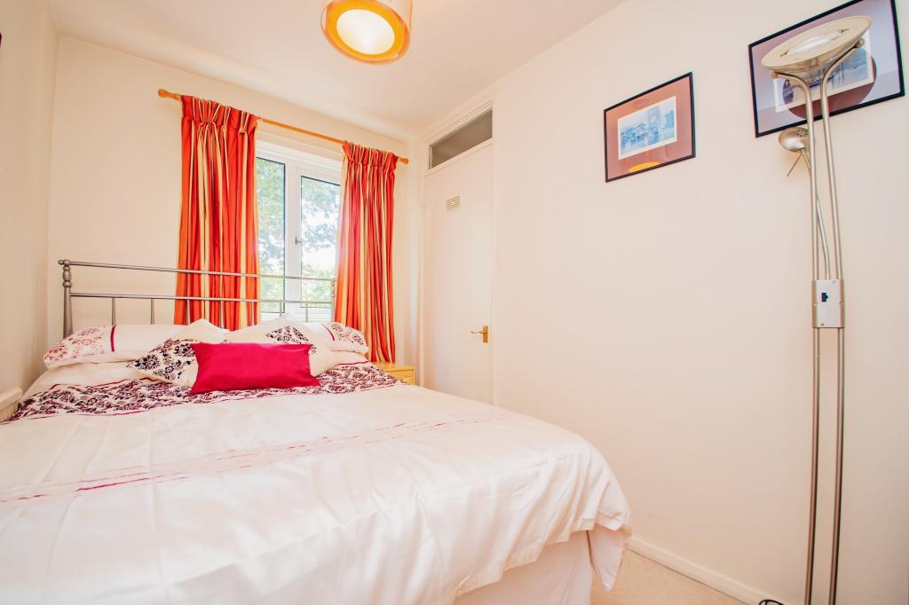 Flat Delphi Avenue in Salford