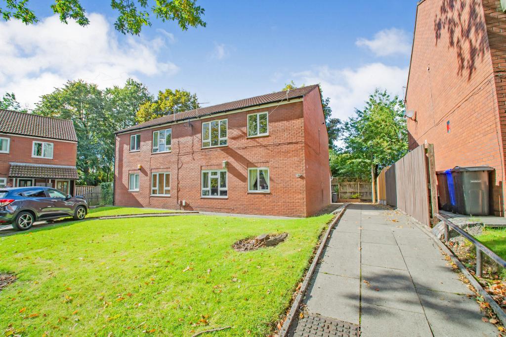 Flat Delphi Avenue in Salford