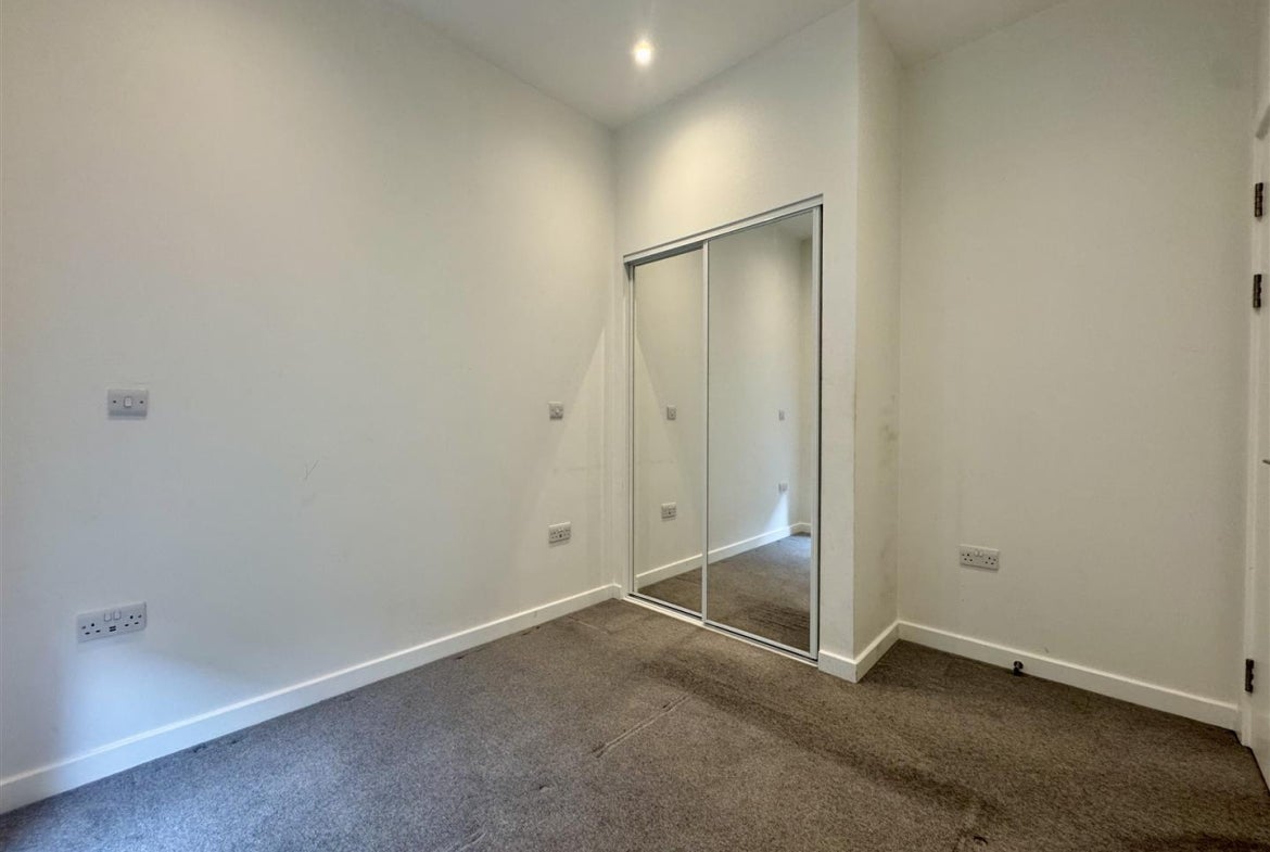 Flat London Road in Borough of Spelthorne