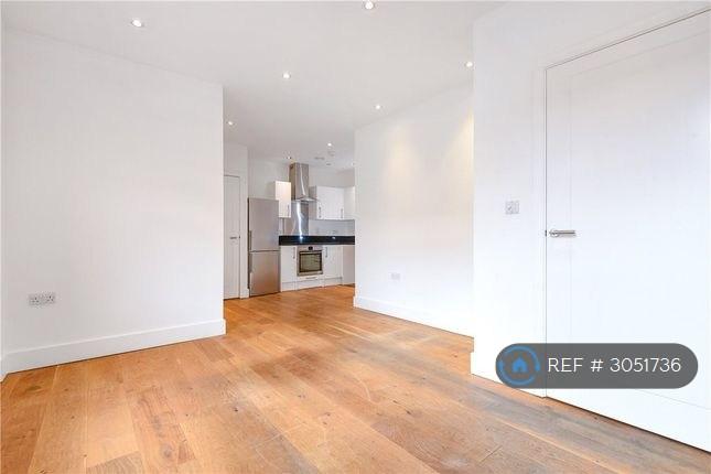 Flat North Court in Surrey Heath