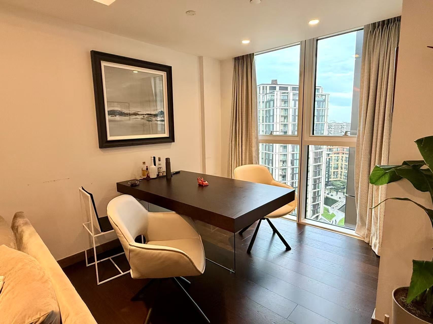 Flat Rosewood Walk in City of Westminster