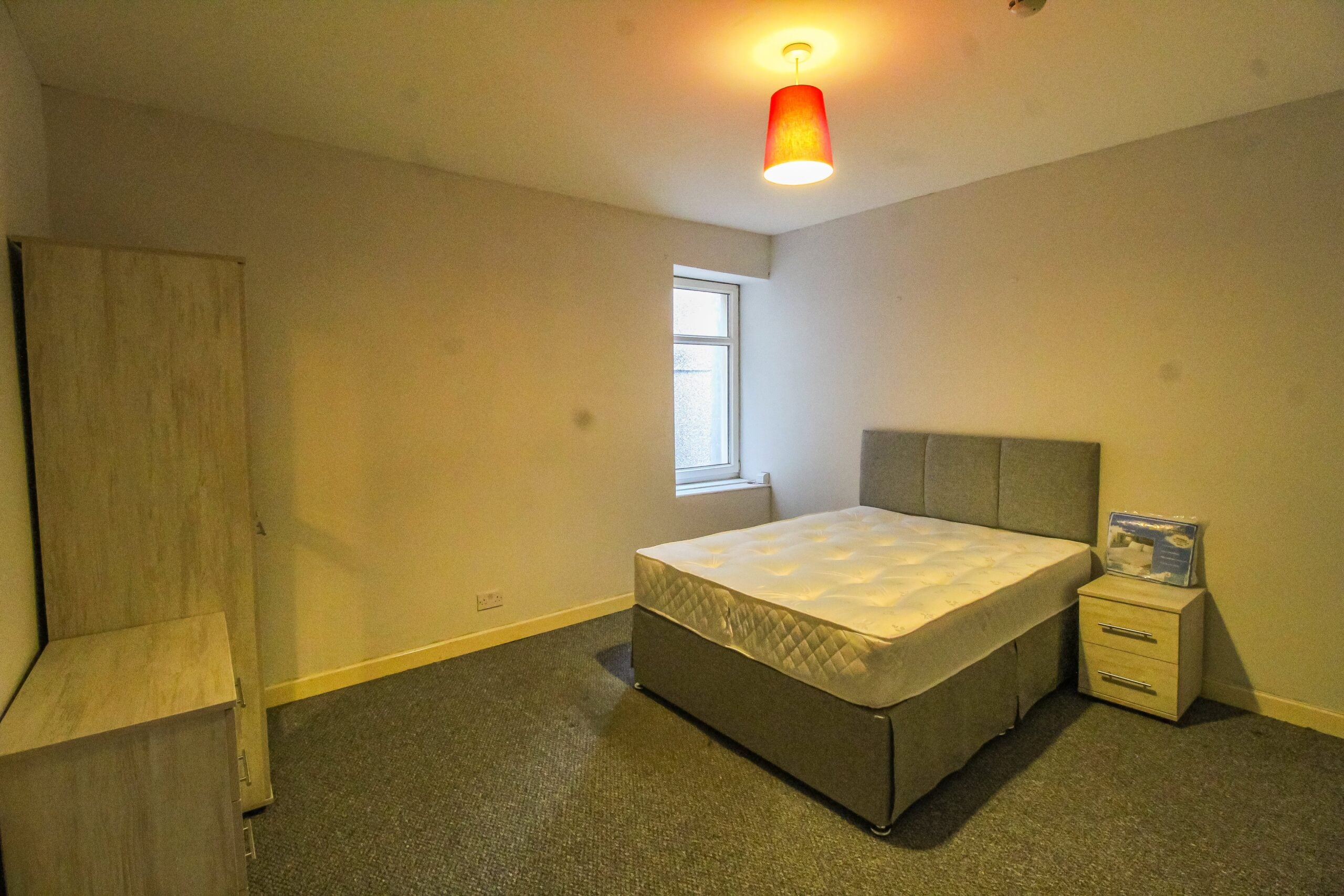 Room Eureka Place in Ebbw Vale