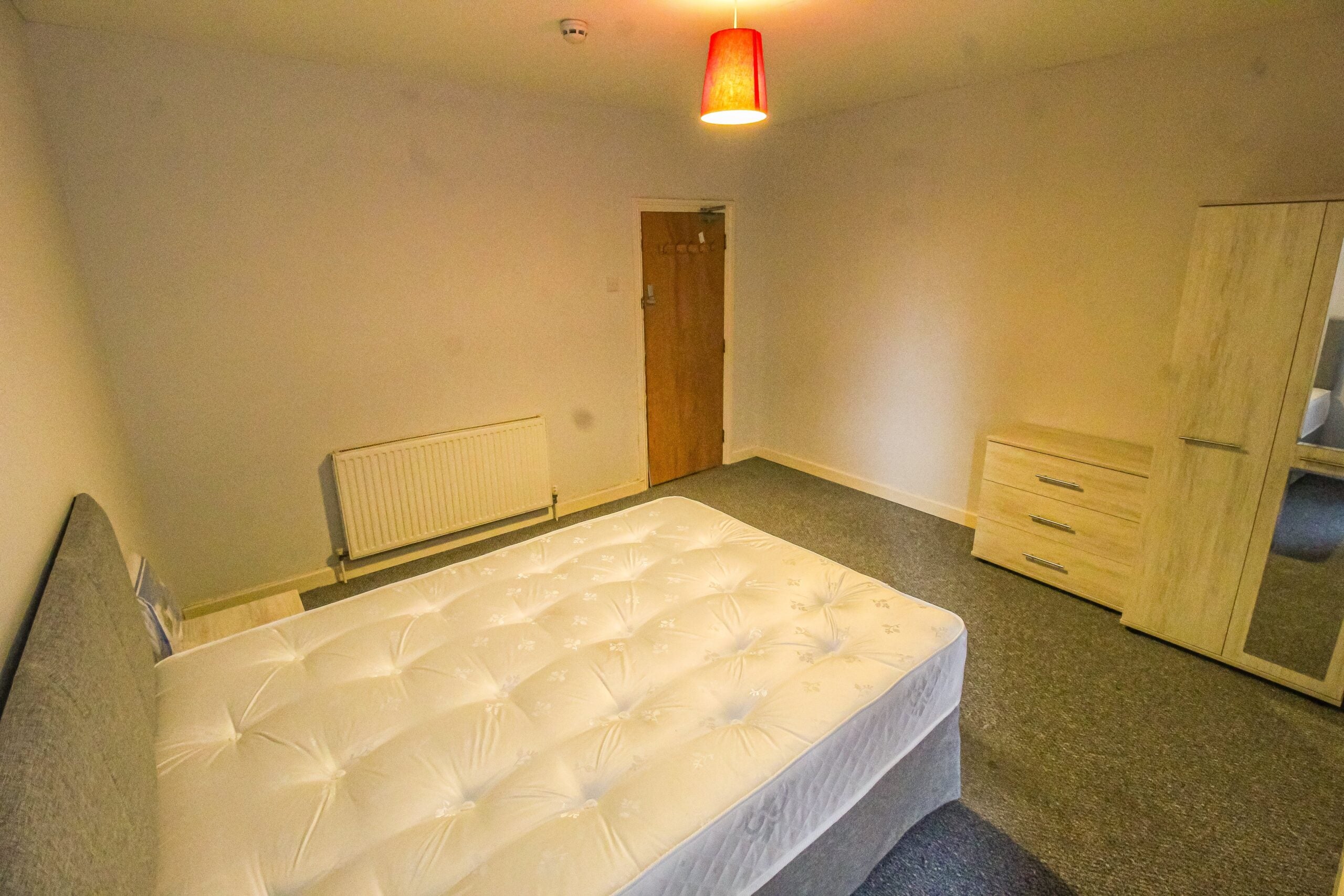 Room Eureka Place in Ebbw Vale