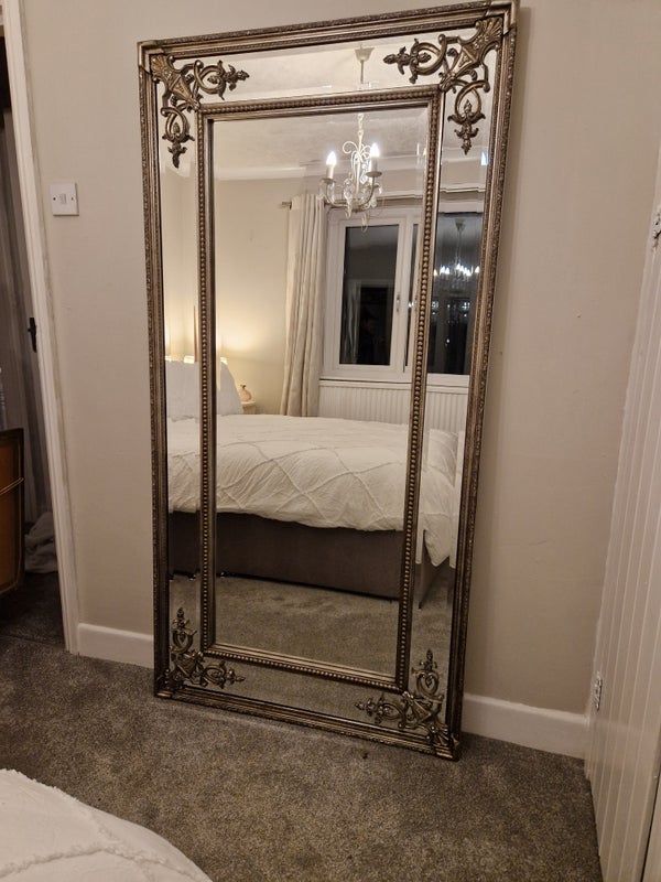 Room Higher Causeway in Borough of Pendle