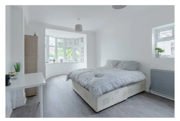 Room Willoughby Avenue in Greater London