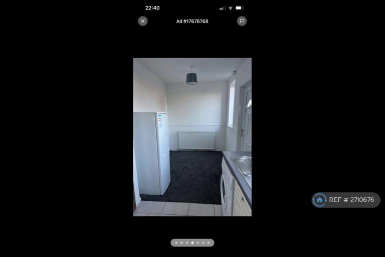 Room Pallister Avenue in Middlesbrough