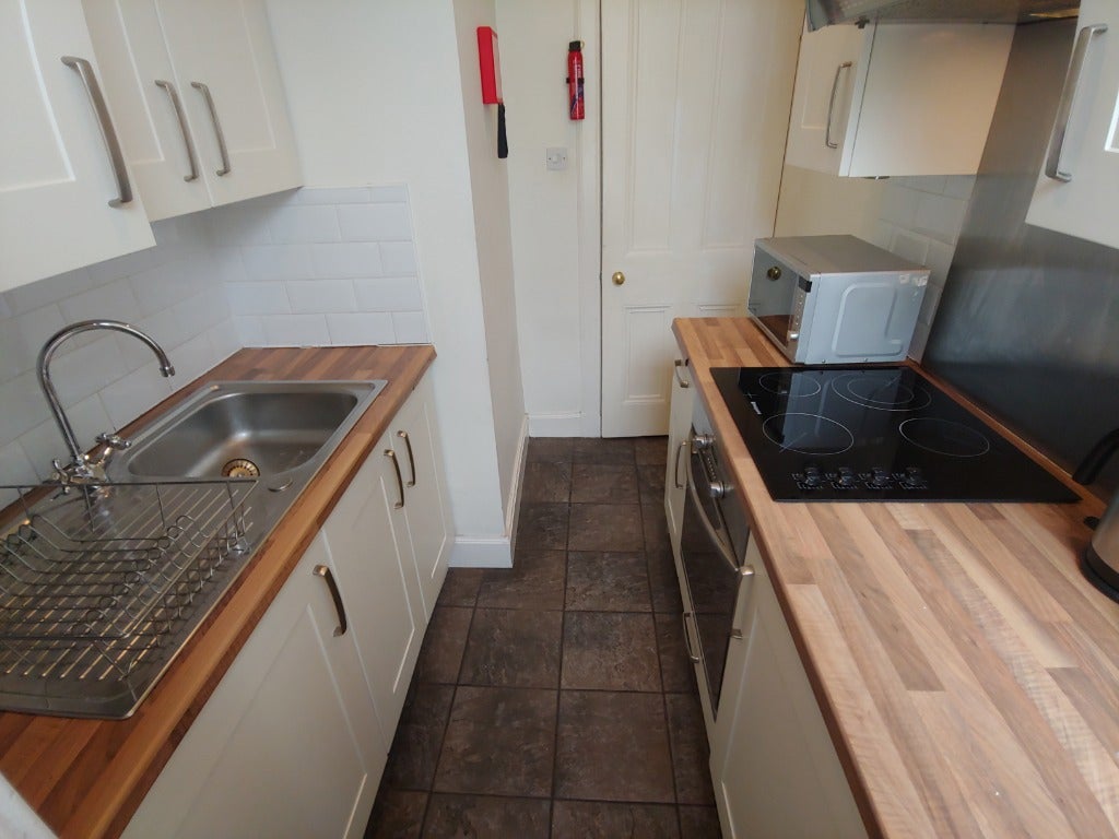 Flat West Crosscauseway in City of Edinburgh