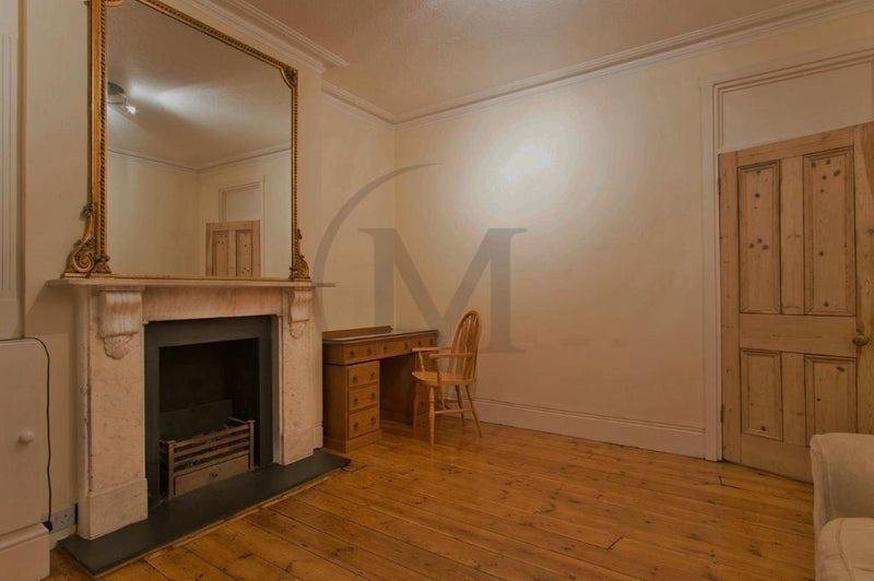 Flat Avonmore Road in Greater London