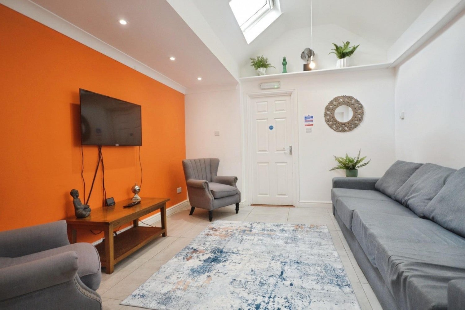 Flat Granby Gardens in Reading