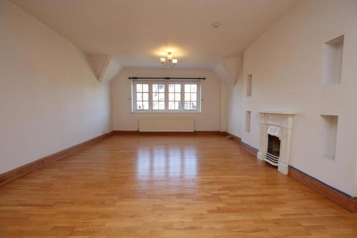 Flat Downleaze in Bristol