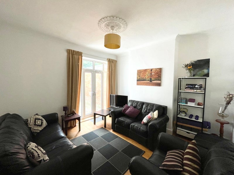 Room Spencer Road in Bournemouth