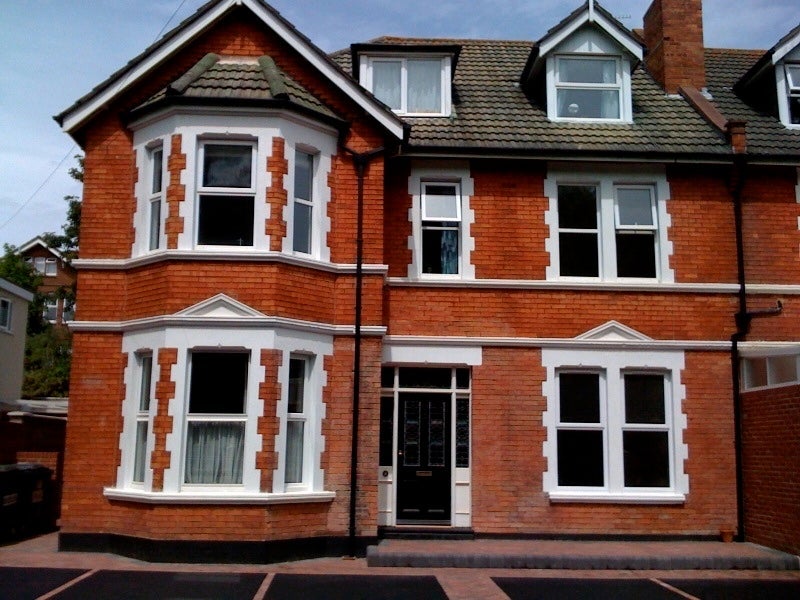 Room Spencer Road in Bournemouth