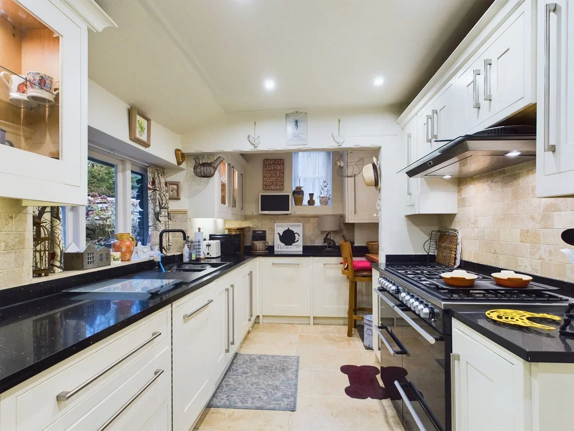 Flat Thornbarrow Road in Windermere