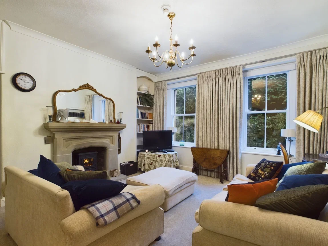 Flat Thornbarrow Road in Windermere