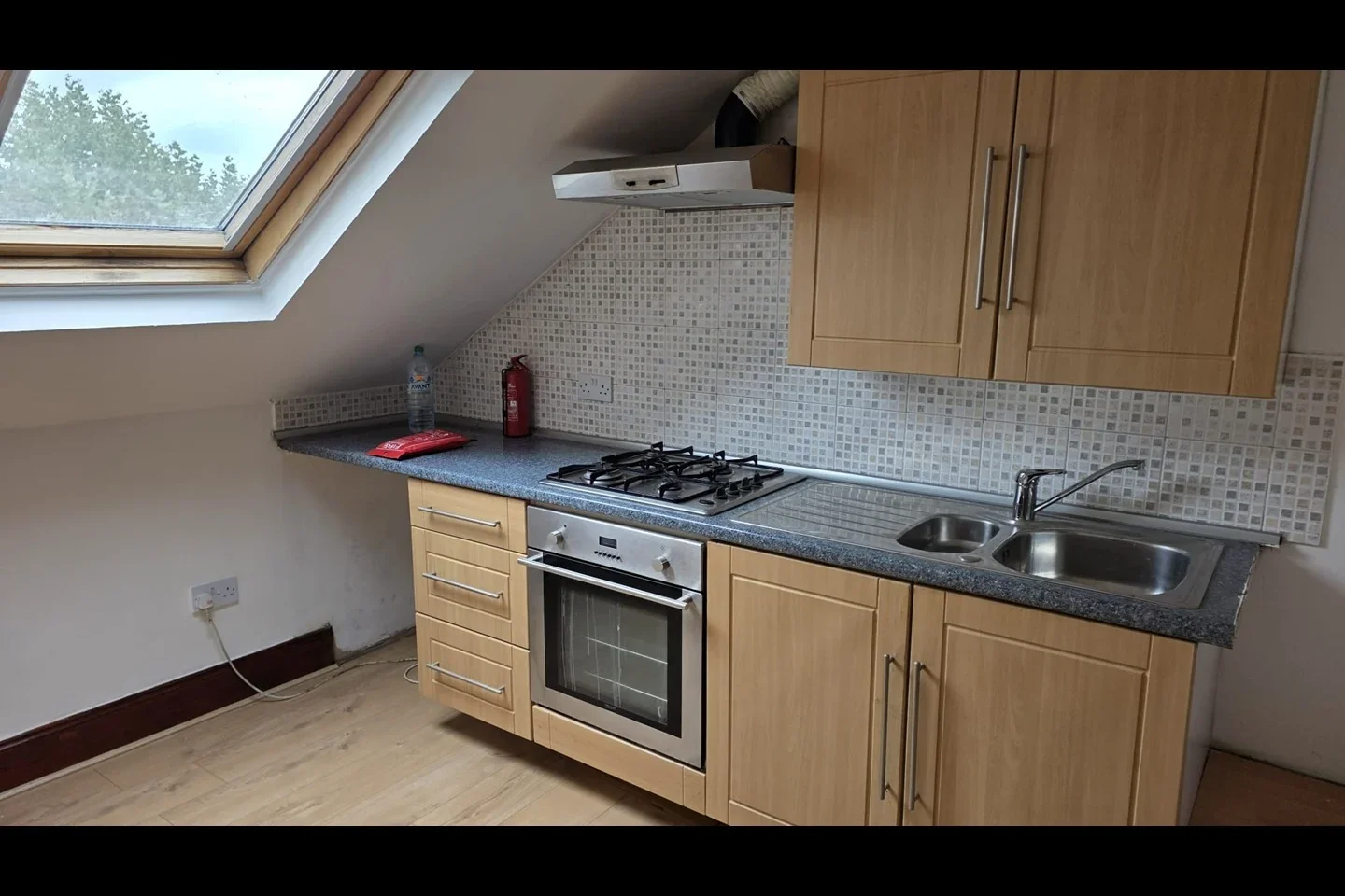 Flat Southcroft Road in Greater London
