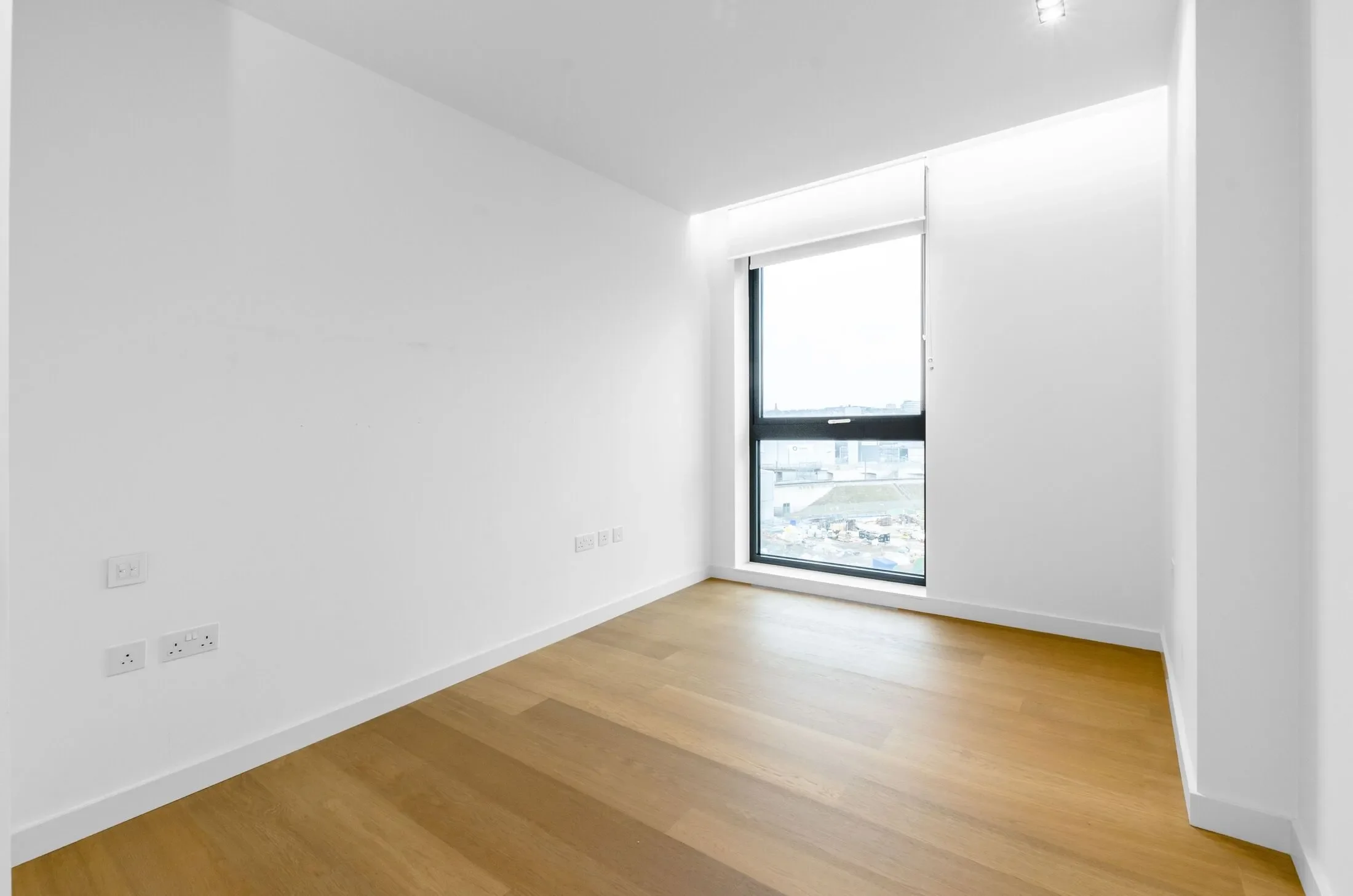 Flat Wollstonecraft Street in Greater London