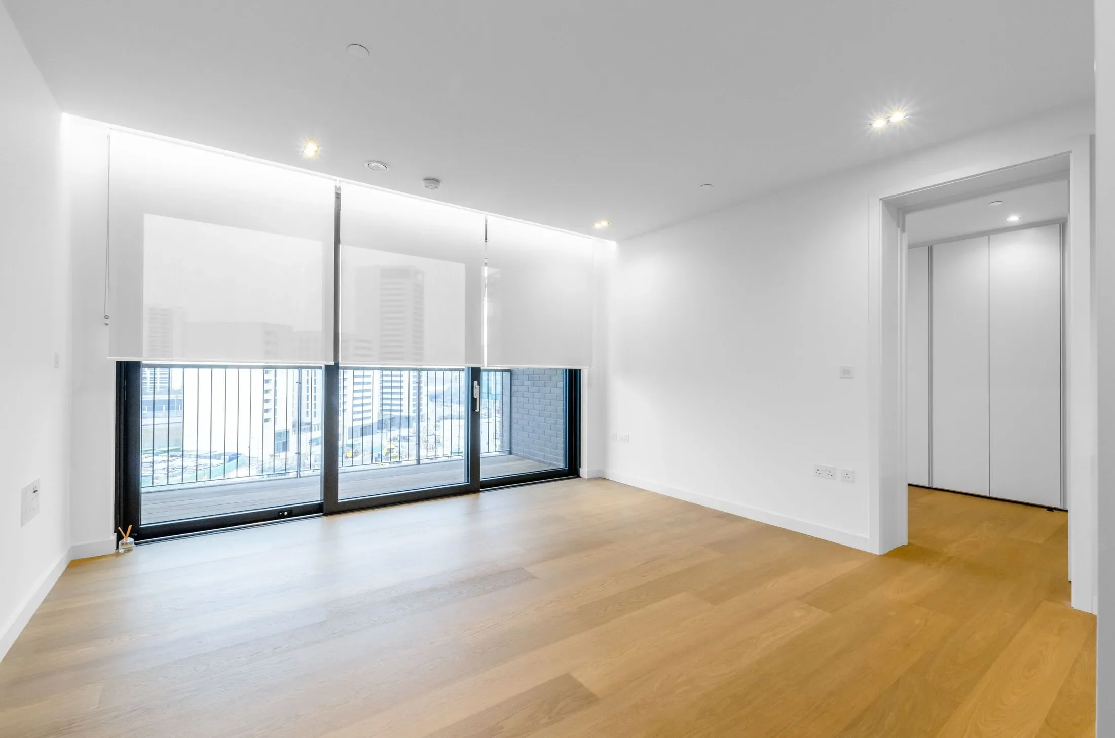 Flat Wollstonecraft Street in Greater London