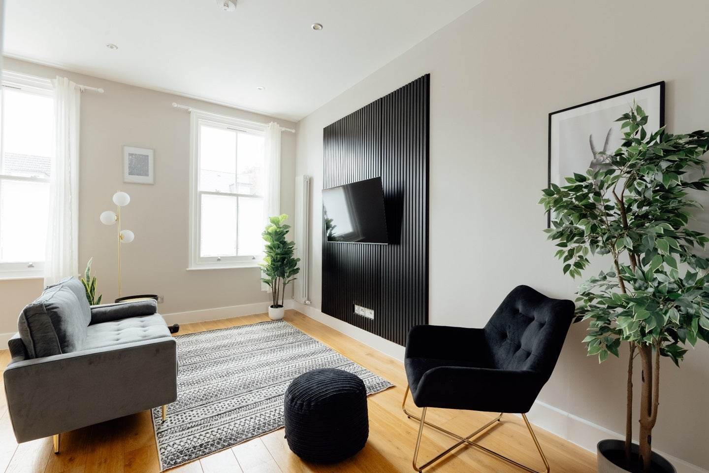 Flat Boveney Road in Greater London