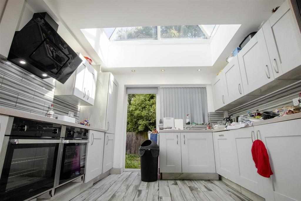 Flat Teignmouth Road in Birmingham