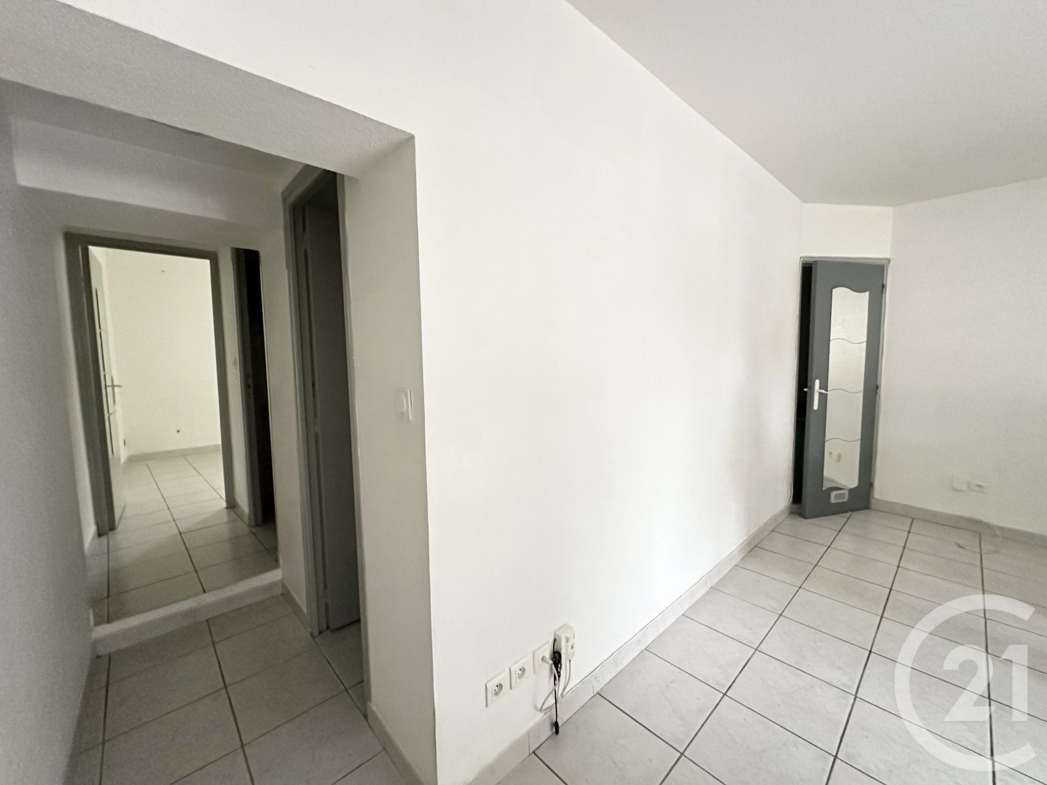 Flat Rue de la Perdrix in Uchaud