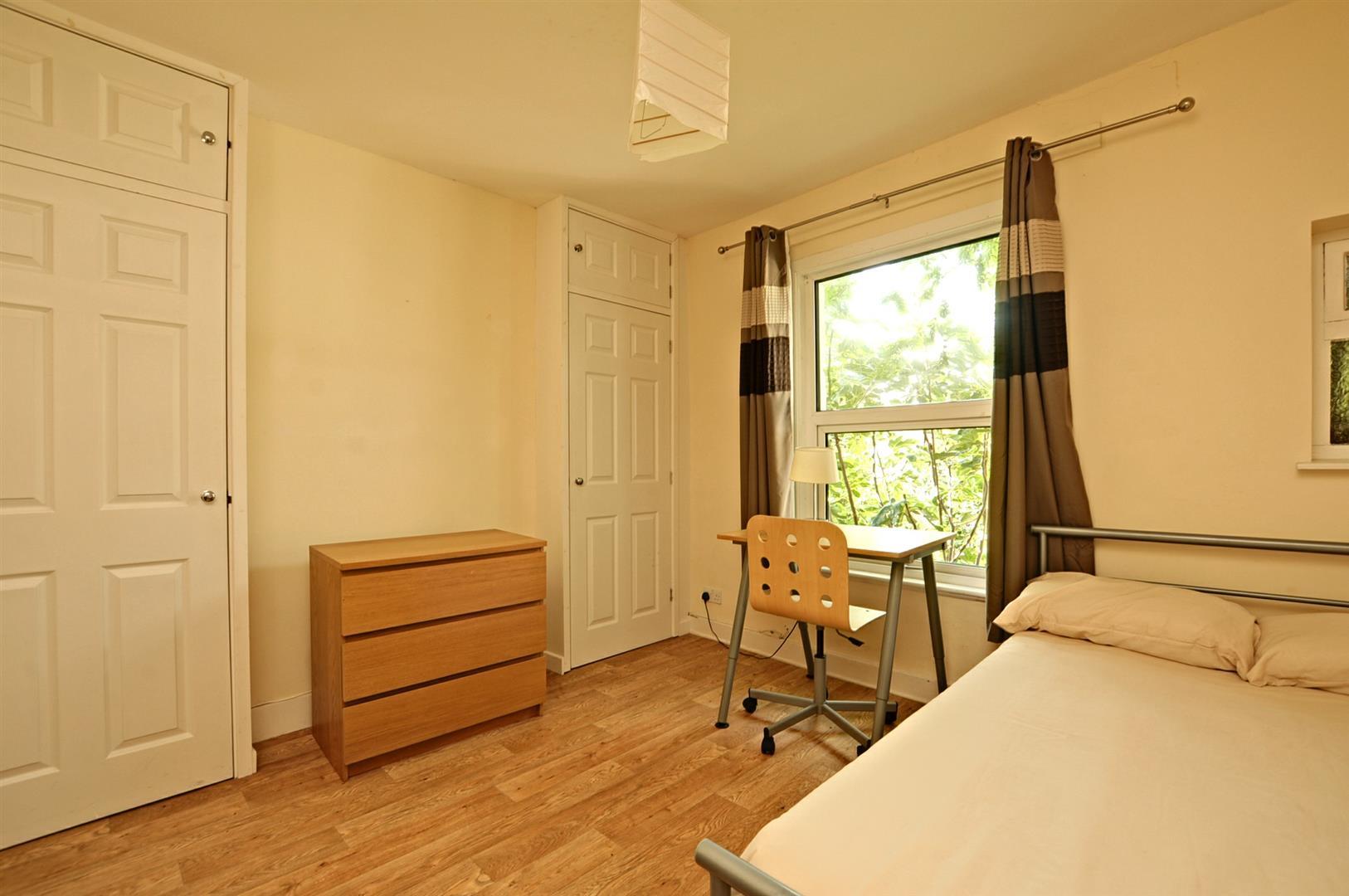 Room Canal Street in Oxford