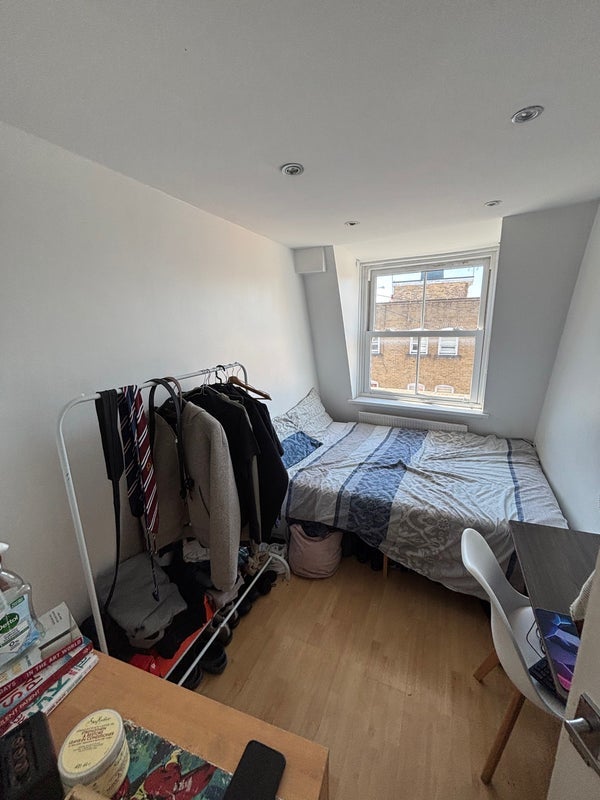 Room Roman Road in Greater London