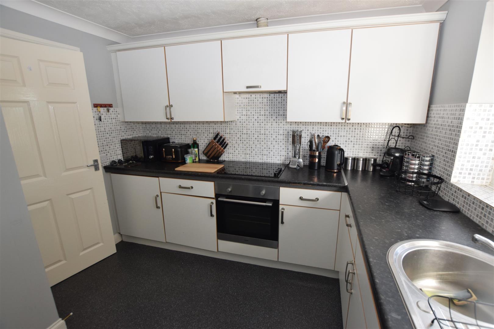 Flat Village Close in Rother