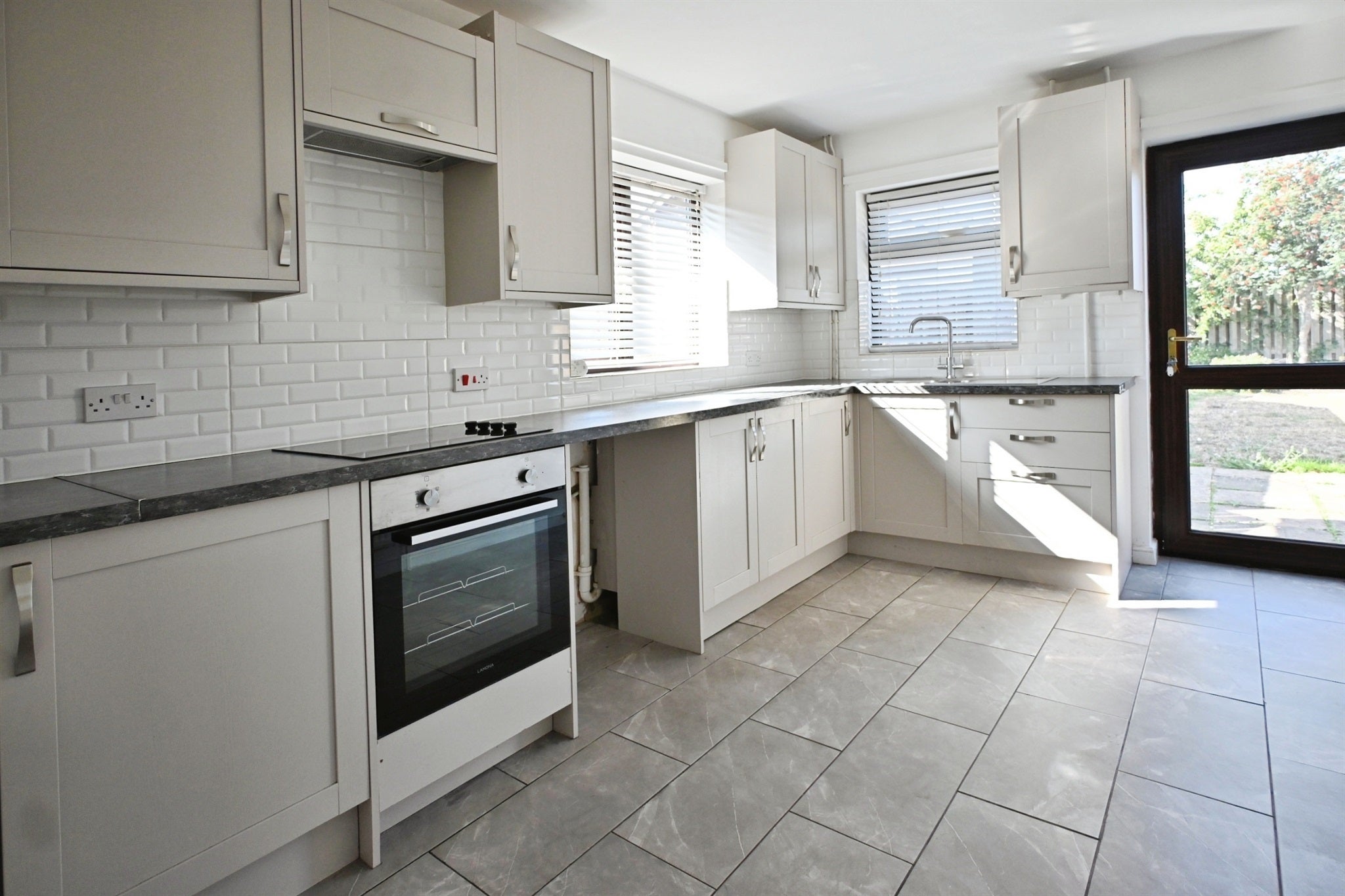 House Hawthorn Close in Newborough