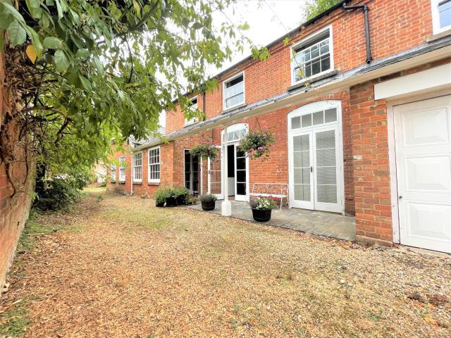 Flat Ramsdell Road in Elvetham Heath