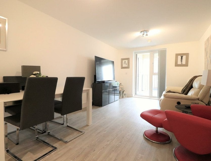 Flat Suffield Hill in High Wycombe
