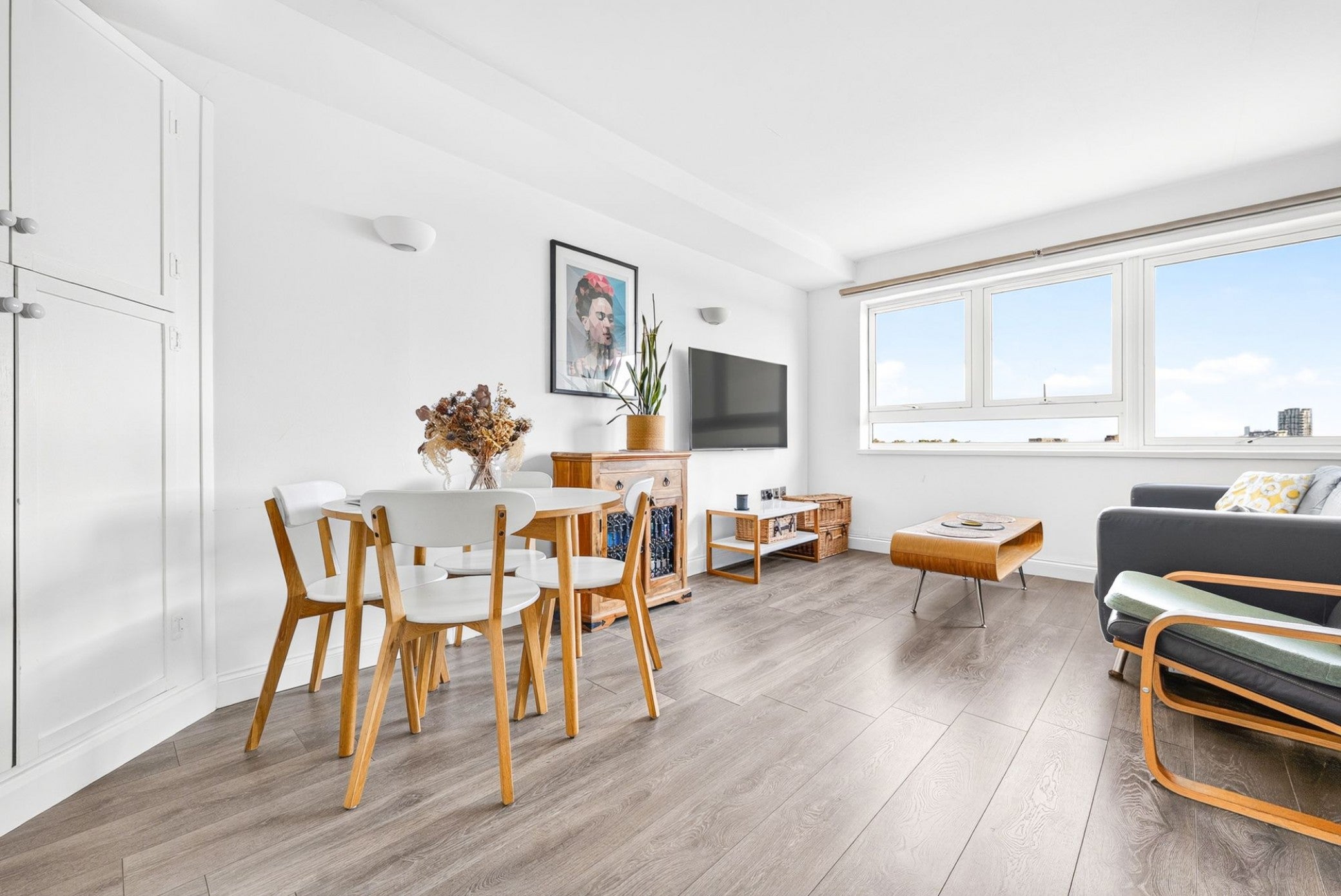 Flat Seven Sisters Road in Greater London
