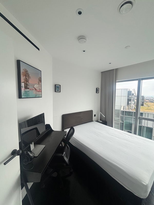Room Cutter Lane in Greater London