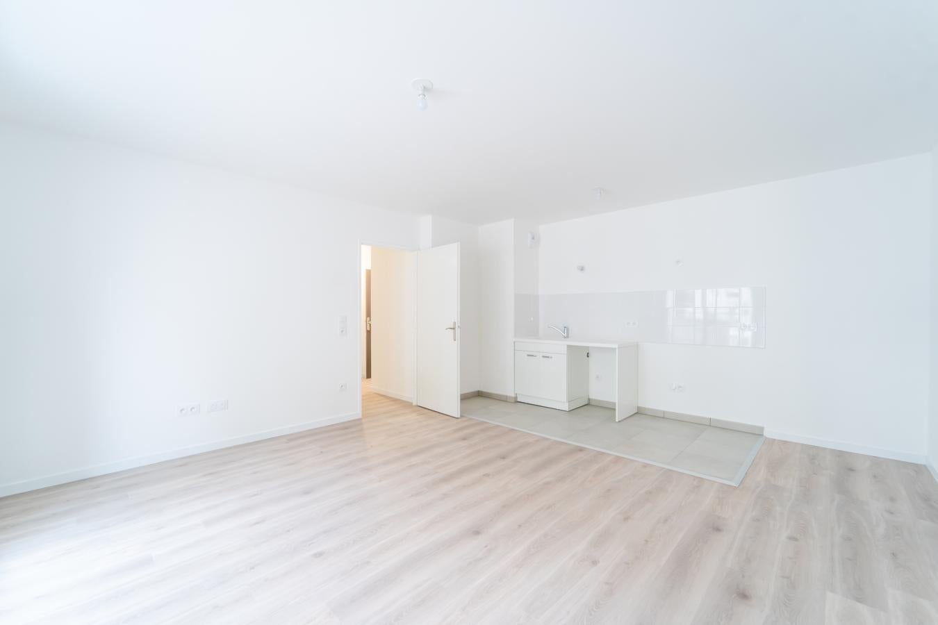 Flat Avenue Pasteur in Bondy