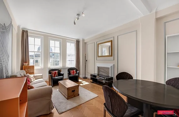 Flat Queensway in City of Westminster